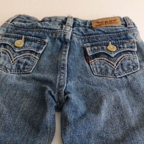 Prefaded Levis - Picture 3 of 4